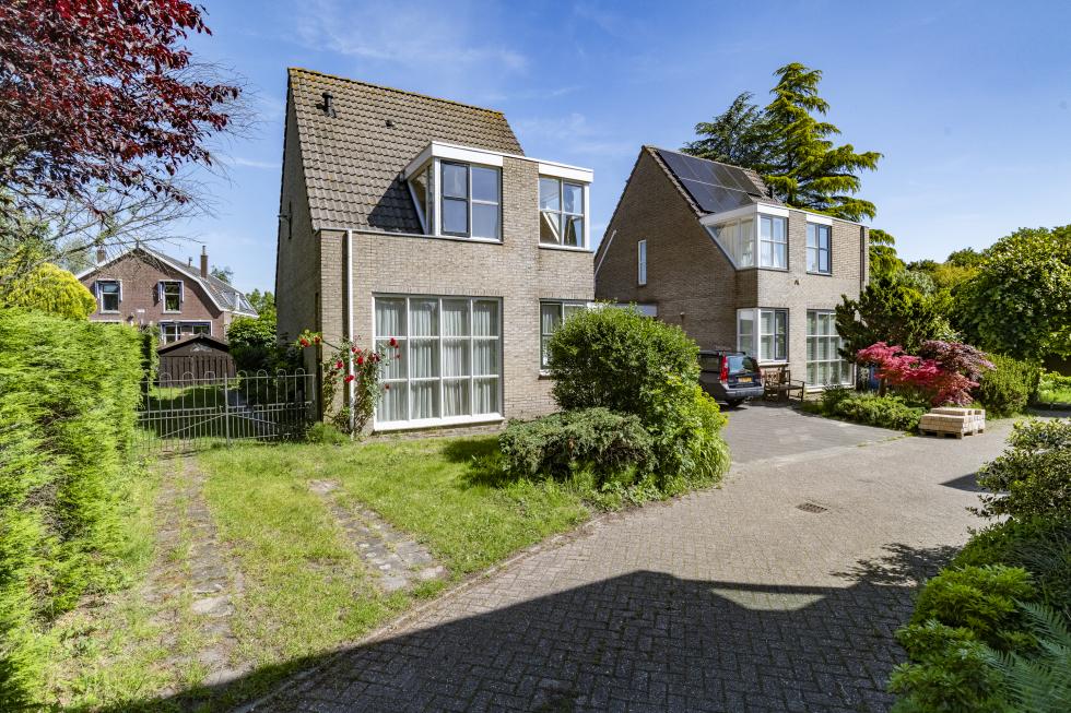 Opaalhof 4-2-2
